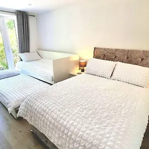 Private Self-contained Place Apartment Bournemouth